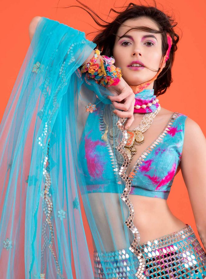 Aqua & fuschia falling drops