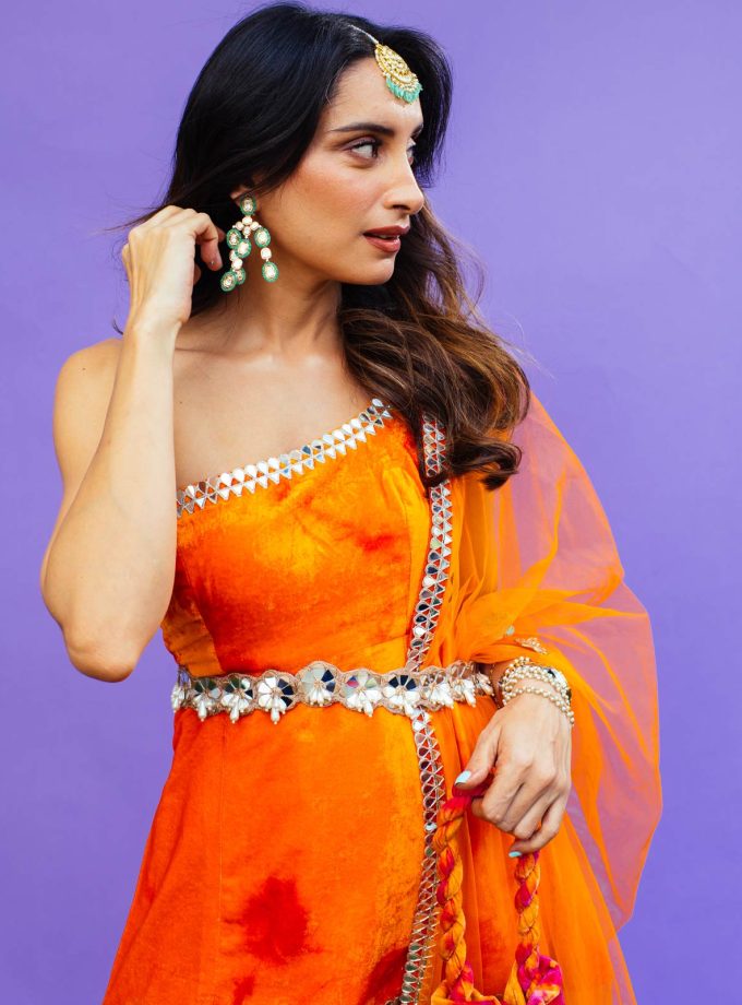 Mehendi in Tangerine