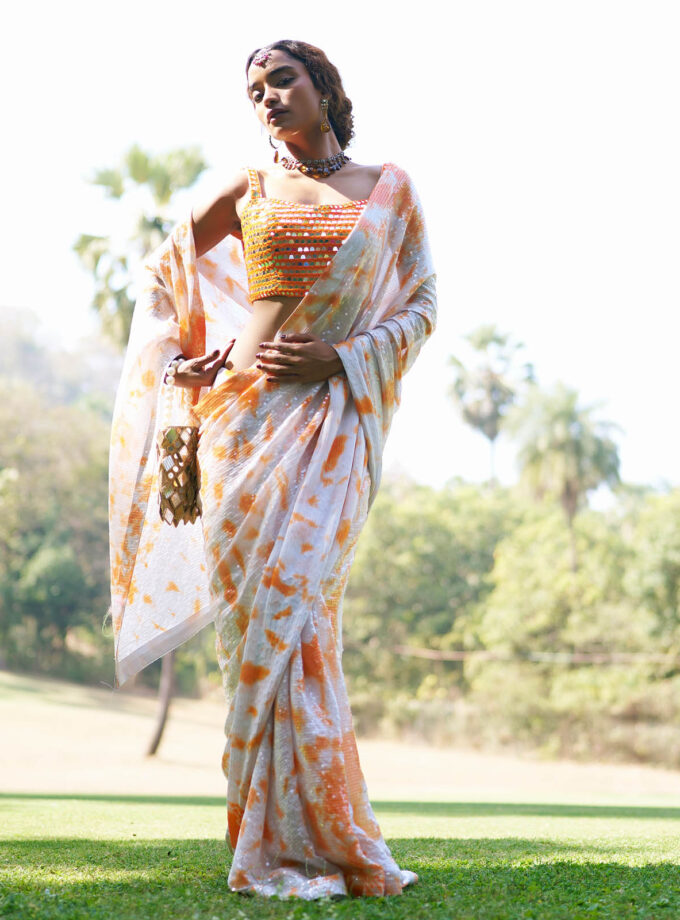 Oyster & orange Georgette Sheeted Tie-Dye Saree Set